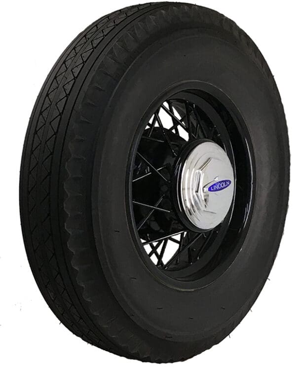 A Bedford 600 20 Blackwall tire on a white background.